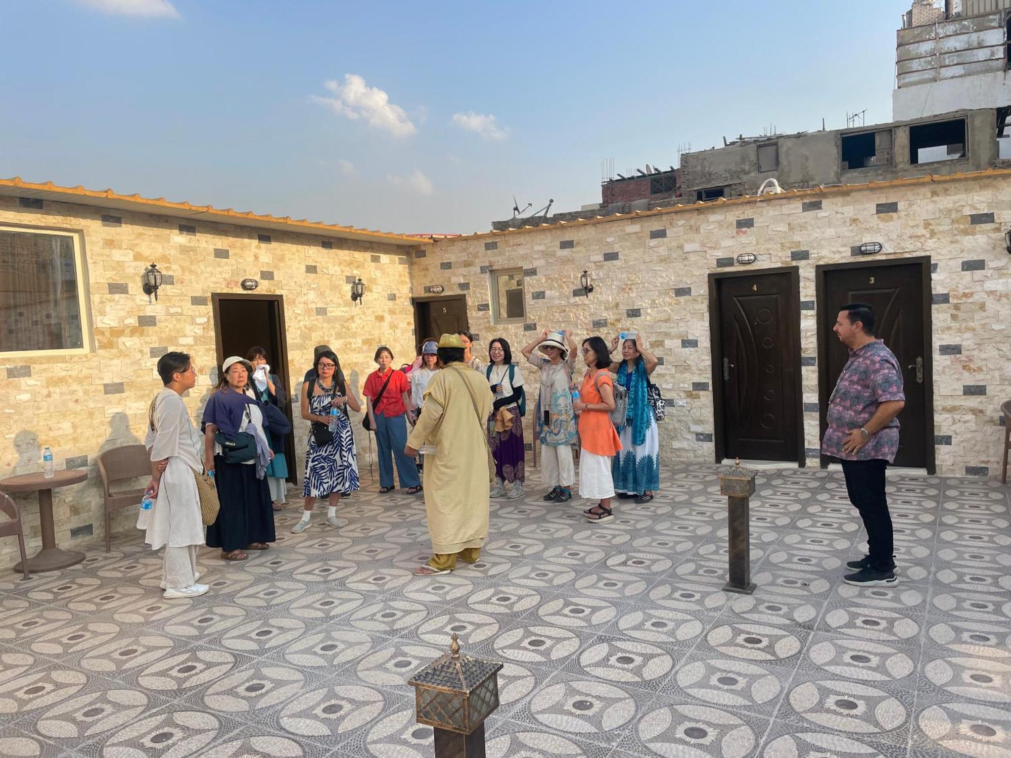 Sphinx Palace Pyramids View Inn Kafret el-Gabal المظهر الخارجي الصورة